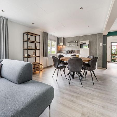 Charming Holiday Home In Kaatsheuvel Near Efteling Εξωτερικό φωτογραφία