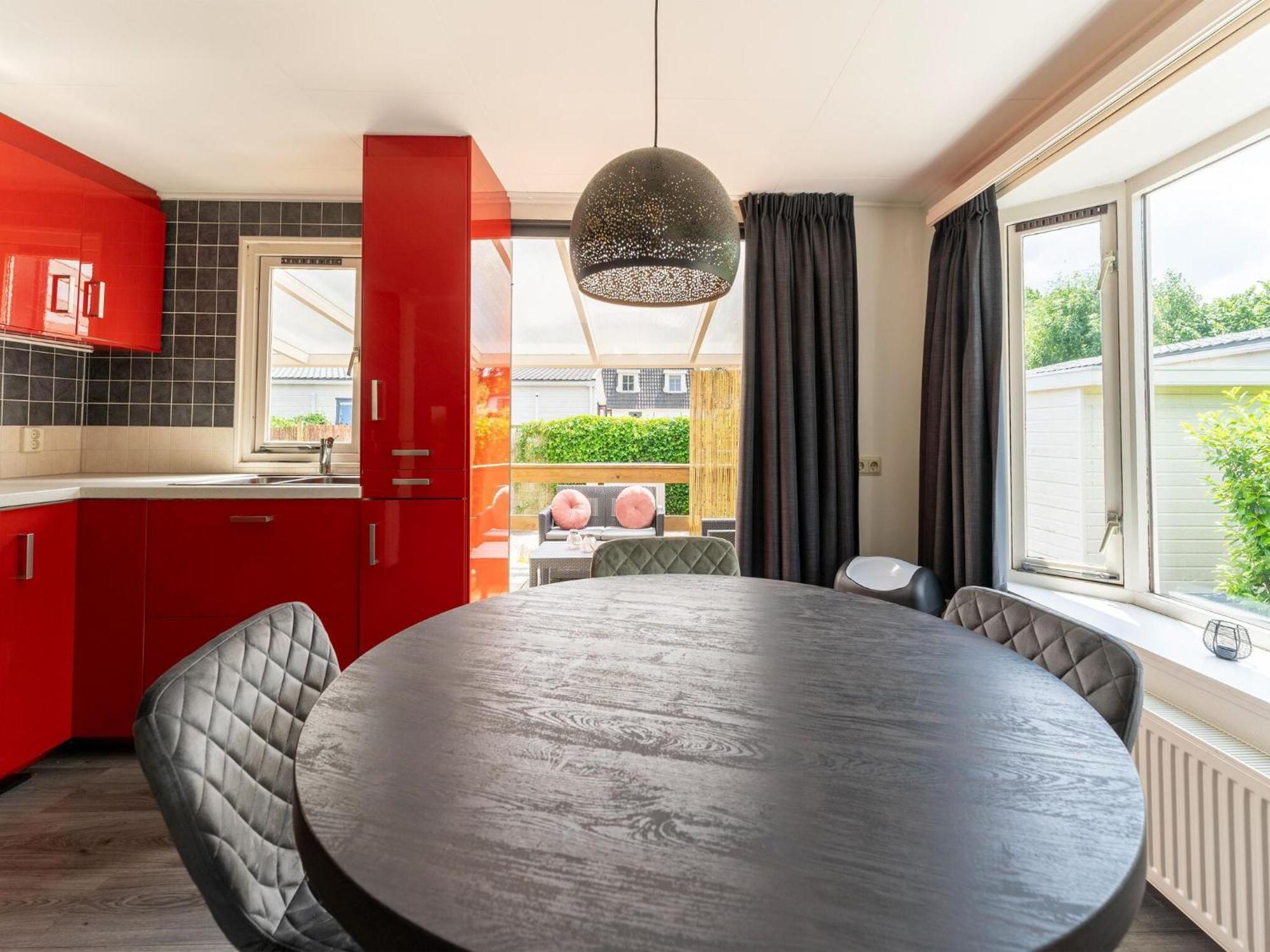 Charming Holiday Home In Kaatsheuvel Near Efteling Εξωτερικό φωτογραφία